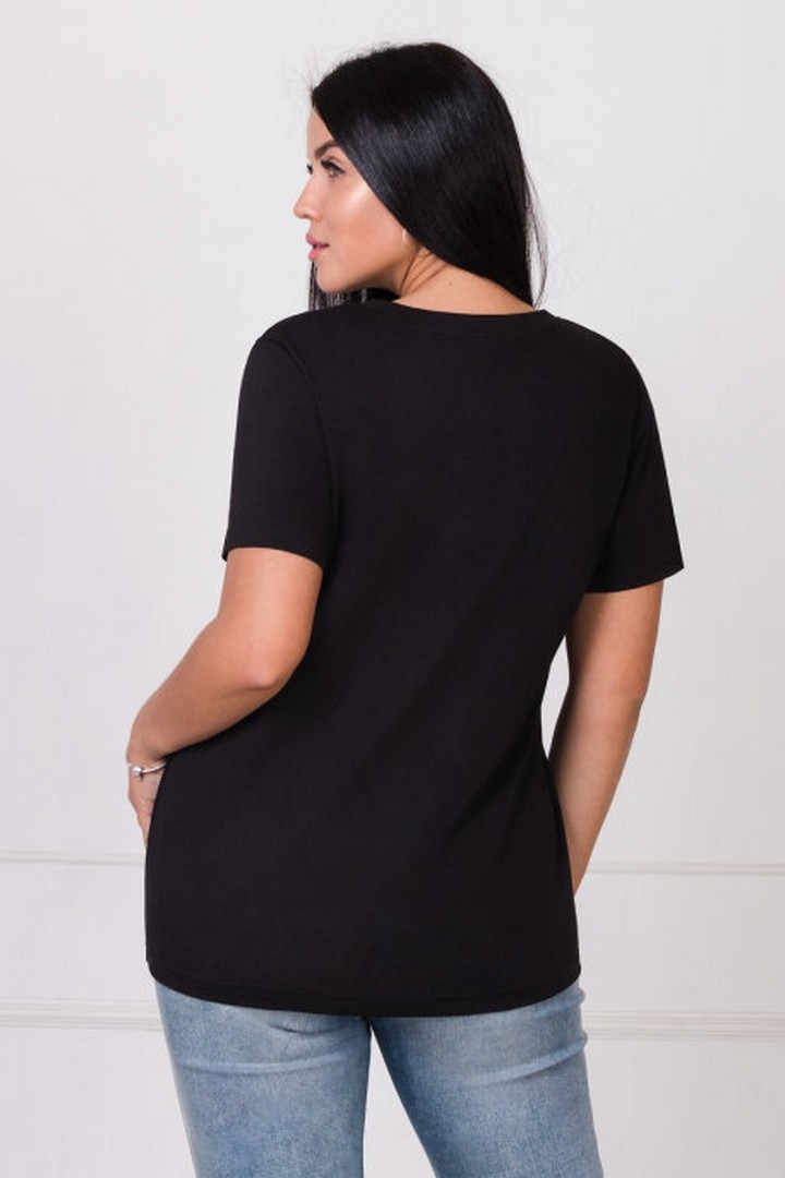 Фото товара 21504, черная женская футболка с v-образным вырезом